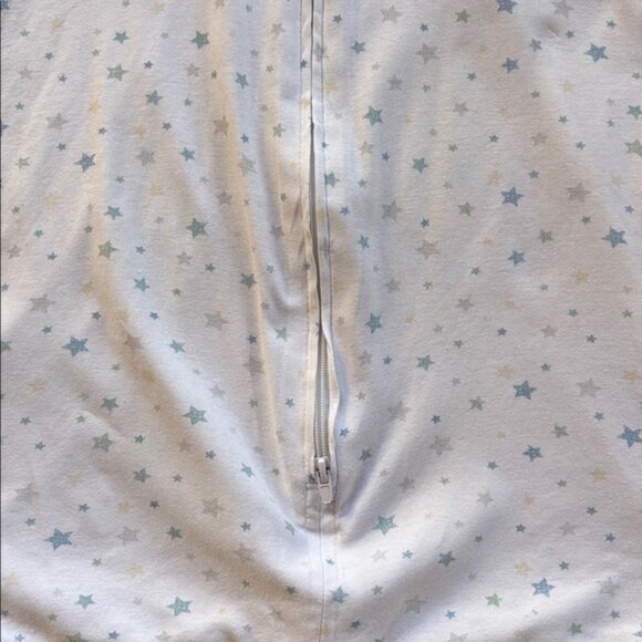 Halo Sleep Sack Sleeveless With Stars Zip Front.  Size M (6-12 Months) - Picture 4 of 9